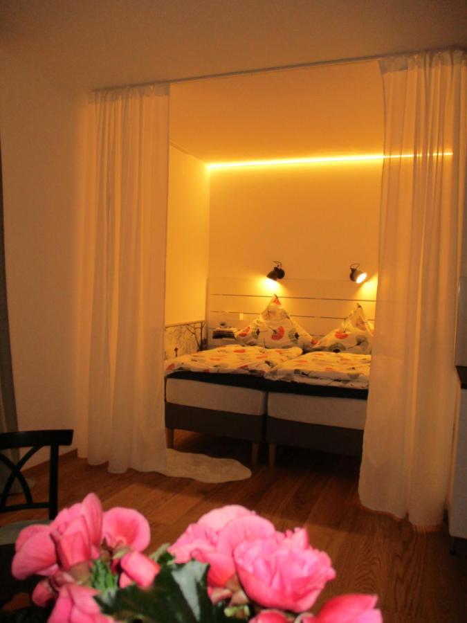 Apartment Am Apfelbaum Reutlingen Extérieur photo